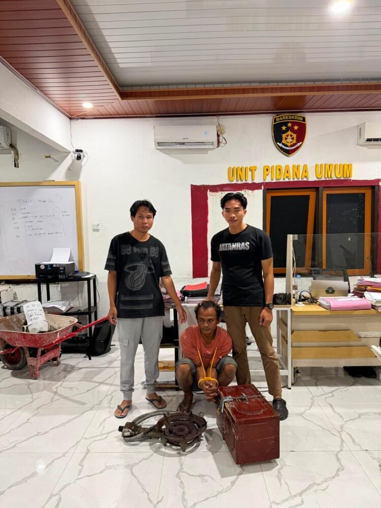 Pelaku Pencurian Kompor dan Kotak Amal Masjid Dibekuk Polisi