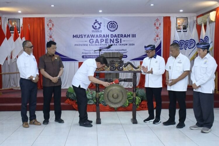 Wagub Buka Musda III Gapensi, Tekankan Peran Strategis Infrastruktur dan Tenaga Kerja Lokal