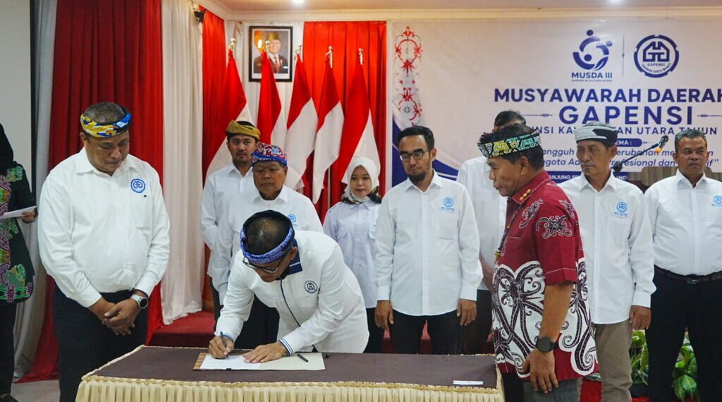 Musda ke-3 Gapensi Ditutup, Gubernur Ajak Pelaku Konstruksi Ambil Peran dalam Lompatan Pembangunan Kaltara