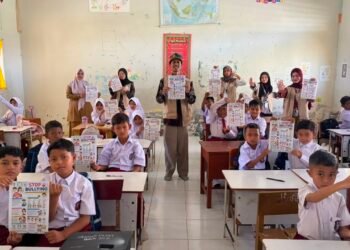Edukasi Antibullying dan Mitigasi Bencana Warnai KKN USK di Pidie Jaya