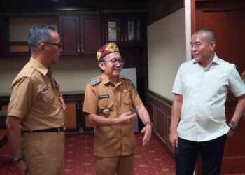 Pertemuan Hermanus dan Andre Bahas Pedoman Hubungan Pemkab–DPRD