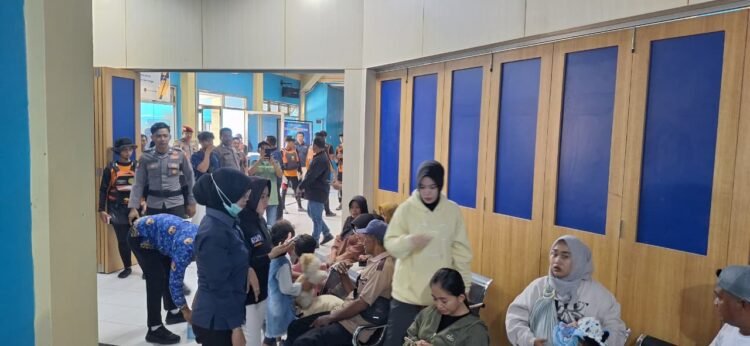 Kebakaran SB Sekatak AAA, Ditpolairud Fokus Evakuasi dan Pengamanan Lokasi