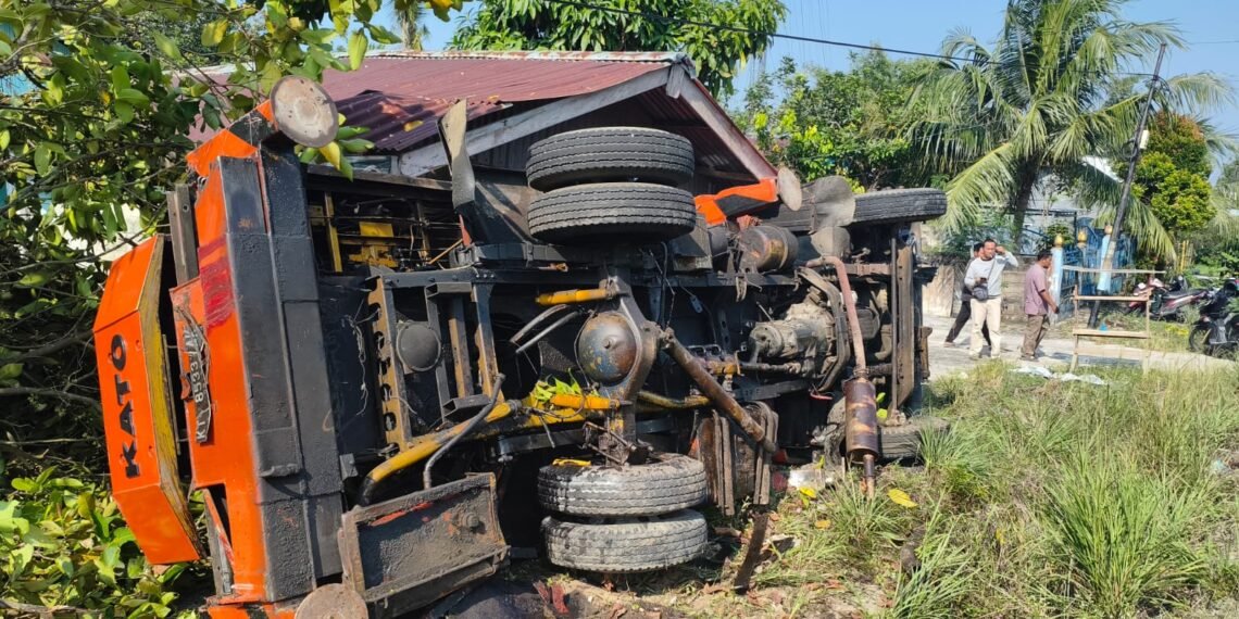 Truk Tabrak NMAX hingga Terseret 30 Meter, Pengendara Tewas