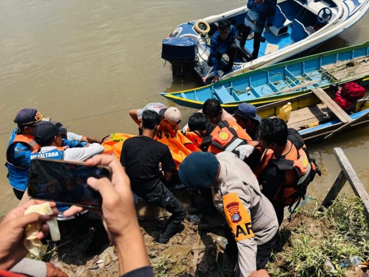 KDP Ditemukan Meninggal Setelah Dua Hari Dicari di Sungai Jelarai