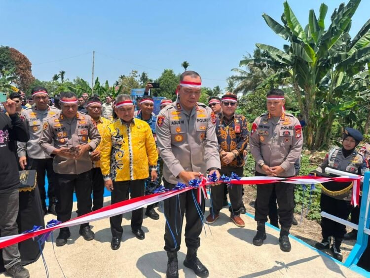 Jembatan Merah Putih Presisi Resmi Dibuka, Akses Warga Cahaya Baru Bertambah