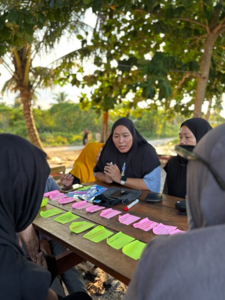 Perempuan Kampung Baru dan Tanah Kuning Bicara Perubahan Ekonomi dan Lingkungan
