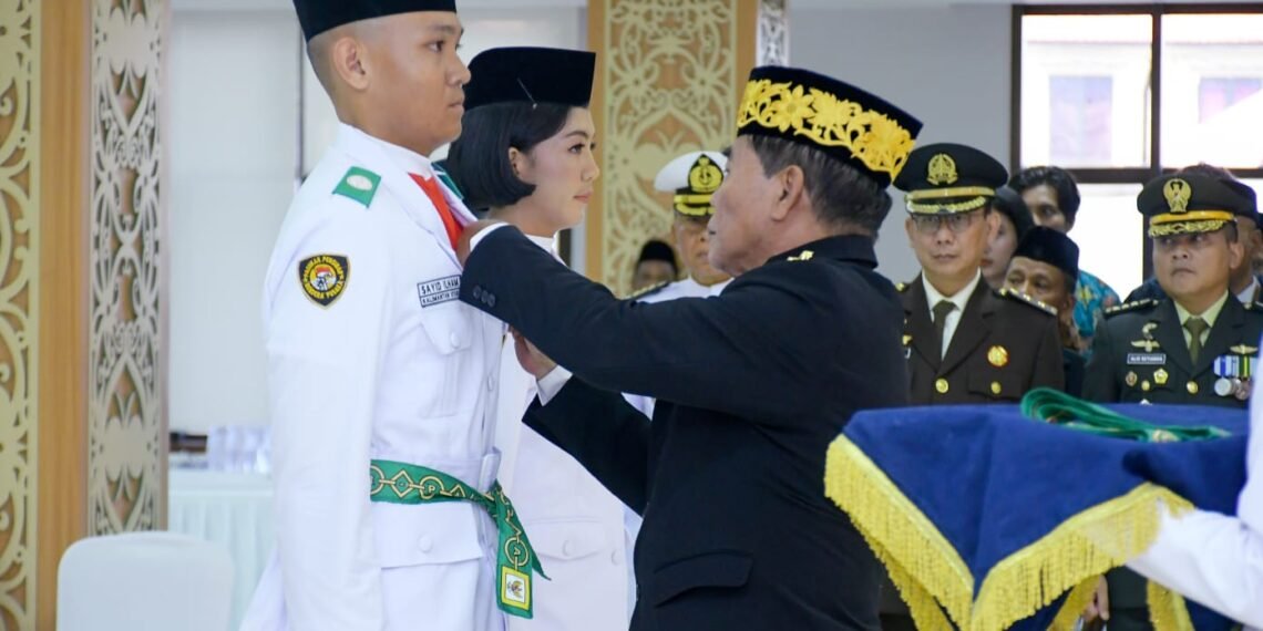 Gubernur Kukuhkan 26 Paskibraka, Tekankan Integritas dan Tanggung Jawab