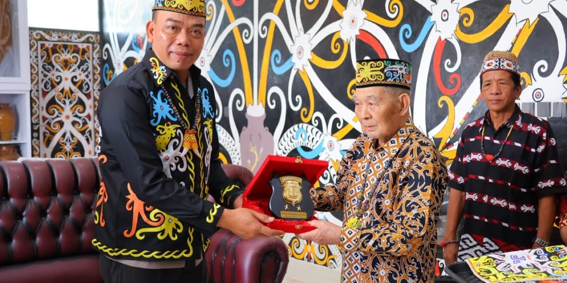 Kapolda Kaltara Silaturahmi dengan Ketua LAD Kaltara, Perkuat Sinergi Jaga Kamtibmas