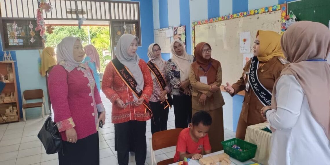 APE Tak Harus Pabrikan, Guru PAUD Diminta Manfaatkan Bahan Sekitar