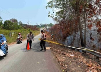 Lahan Karhutla Mengandung Batu Bara, Polisi Pasang Police Line di Pantai Amal