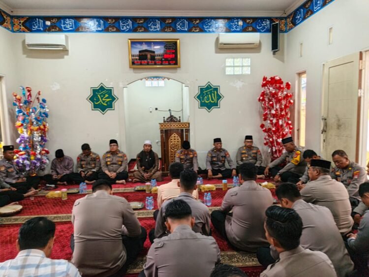 Sholawat Maulid Nabi di Polres Tarakan, Personel Diingatkan Teladani Akhlak Rasulullah