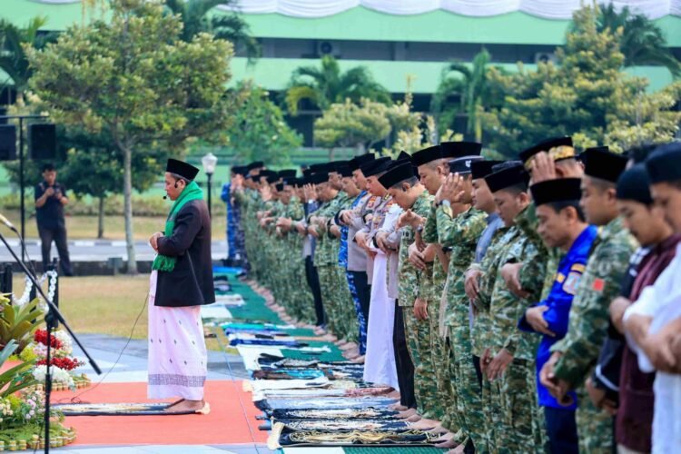 Kemarau Melanda Kaltim-Kaltara, TNI-Polri dan Warga Salat Istisqa
