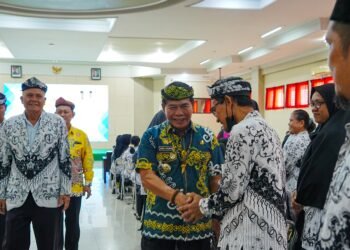 Gubernur Dorong PGRI Perkuat Kualitas Guru dan Pemerataan Pendidikan 