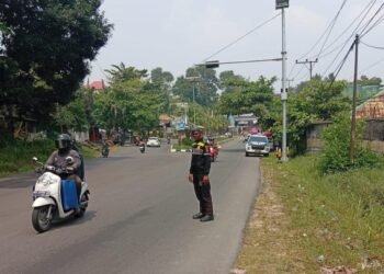 Solar Tumpah Sepanjang 70 Meter di Aki Balak, Satu Pengendara Jatuh