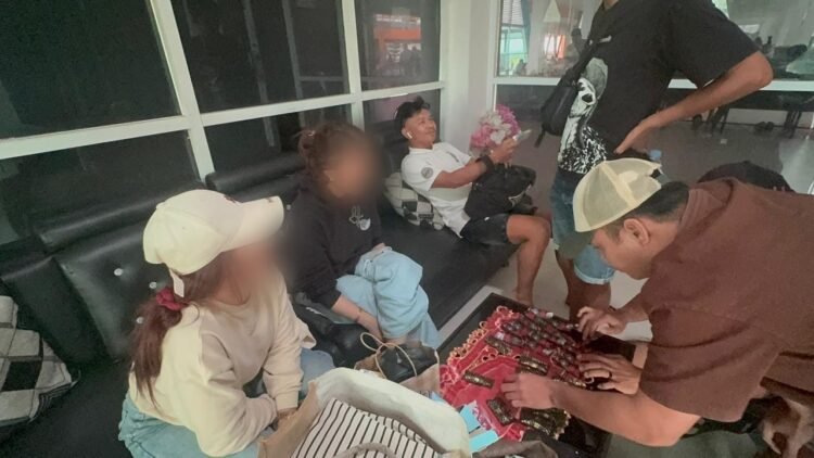 Dibuntuti dari Tawau, Dua Perempuan Diamankan Bawa 35 Bungkus Etomidate di SDF