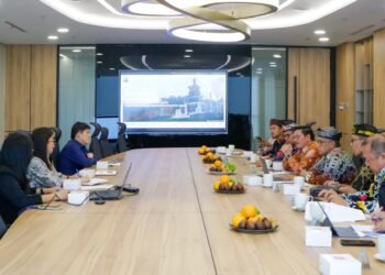 Wagub Bahas Percepatan Akses Jalan Menuju Apau Kayan 