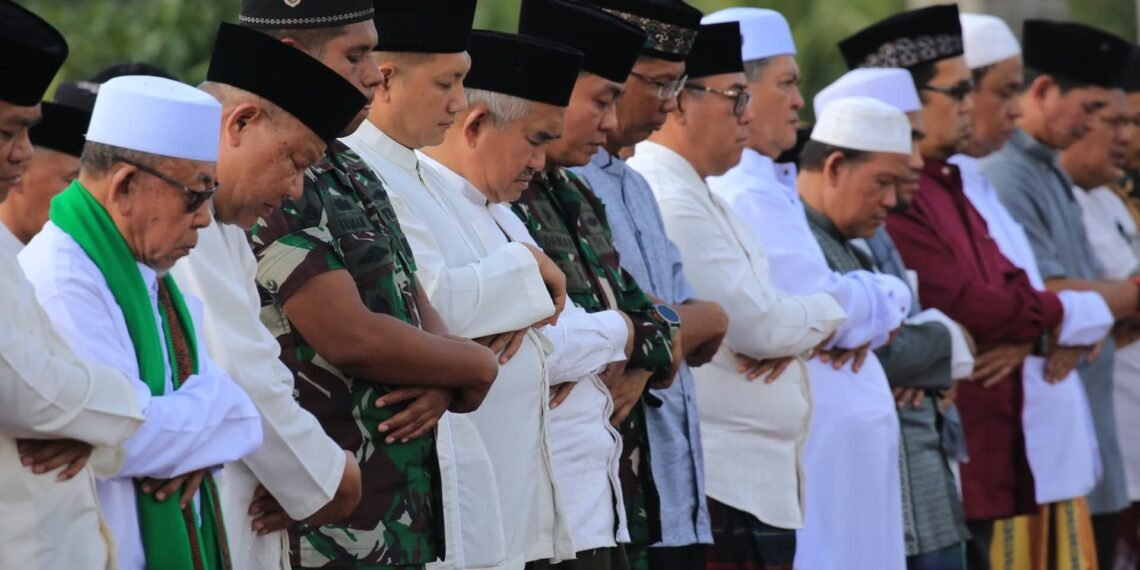 Tarakan Gelar Salat Istisqa, Wali Kota Khairul Ajak Perbanyak Doa