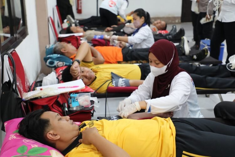 Donor Darah Ditlantas Polda Kaltara Semarakkan HUT Polisi Lalu Lintas ke-71