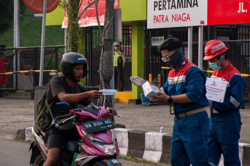 Karhutla Tarakan, Pertamina Patra Niaga Regional Kalimantan Salurkan Bantuan Kesehatan