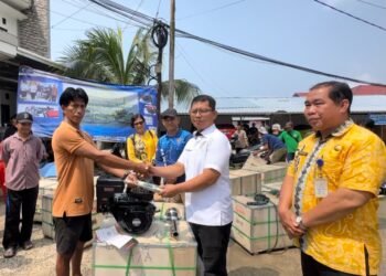 Dana Aspirasi DPRD Tarakan Salurkan 40 Mesin untuk Kelompok Nelayan