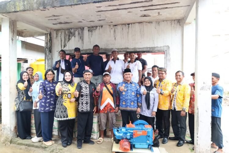Kelompok Nelayan Tarakan Dapat 13 Mesin Diesel 30 PK