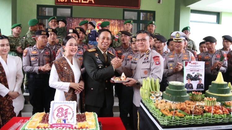 Soliditas TNI–Polri, Polda Kaltara Beri Kejutan di HUT ke-81 TNI di Korem 092/Maharajalila