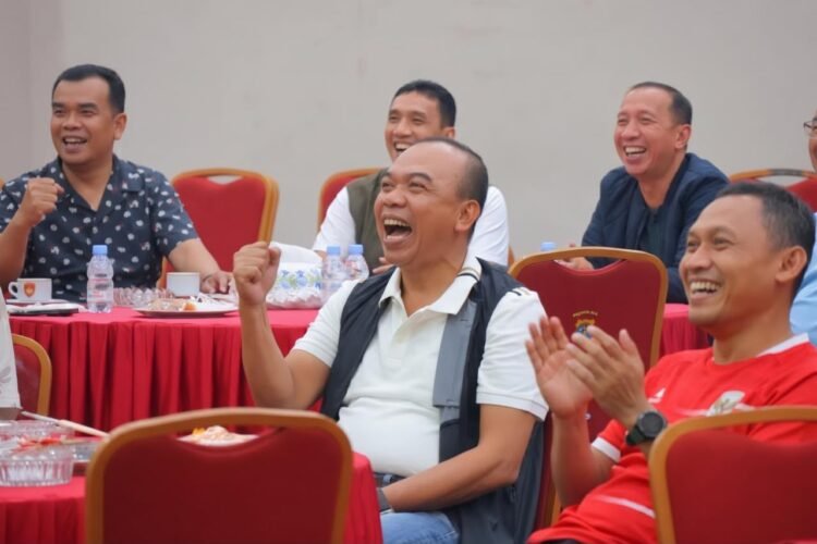 Dramatis! Indonesia Taklukan Thailand Lewat Adu Pinalti,Semangat Nasionalisme Membara Di Polda Kaltara