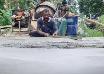 Jembatan Garuda Karang Harapan Masuk Tahap Pengecoran Lantai