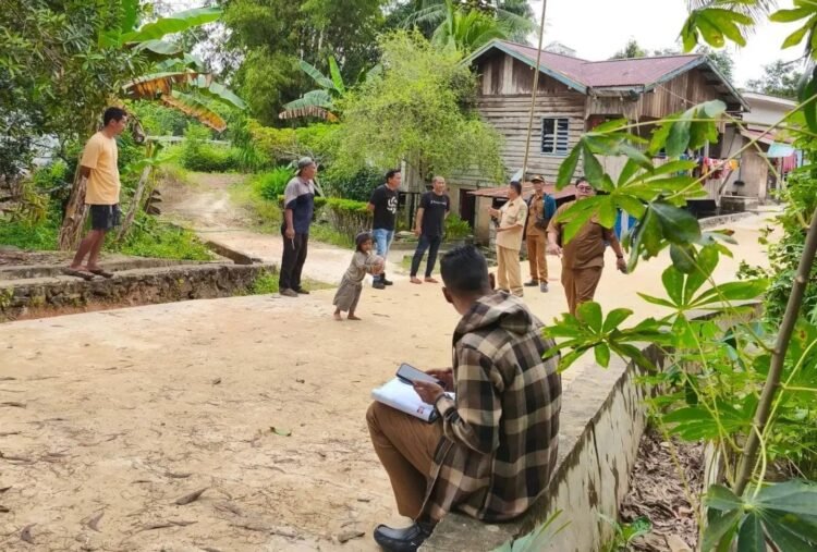 Pokir DPRD Nunukan Salurkan Semenisasi di Tiga Titik Jalan