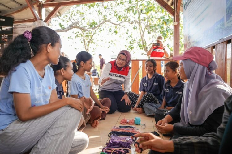 Pertamina Patra Niaga Dorong Pendidikan dan Pemberdayaan Masyarakat Pesisir melalui Sekolah Alam Anak Pesisir