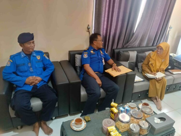 Anak Ingin Pindah Sekolah ke Tarakan, Damkar Sektor Barat Turun Tangan