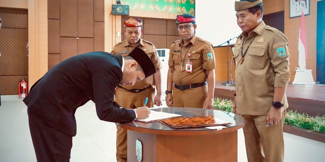 Gubernur Lantik Lima Dewan Pengawas RSUD dr. H. Jusuf SK 