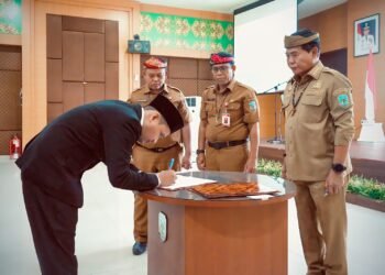 Gubernur Lantik Lima Dewan Pengawas RSUD dr. H. Jusuf SK 