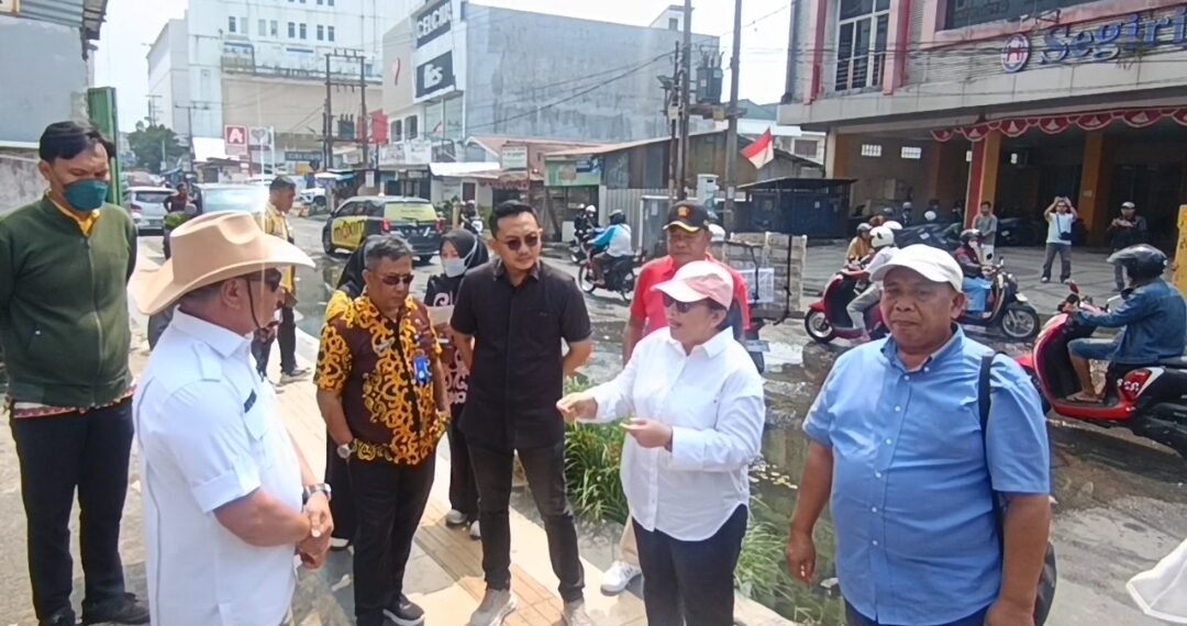 Pemprov Kaltara Bersihkan Drainase Jalan Gajah Mada, Pemkot Siapkan Normalisasi
