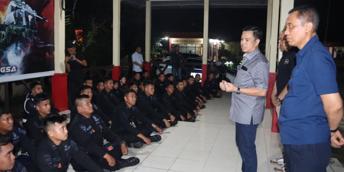 Kapolda Kaltara Cek Kesiapsiagaan Personel Satbrimob, Bangga dengan Kekompakan dan Kemandirian Anggota