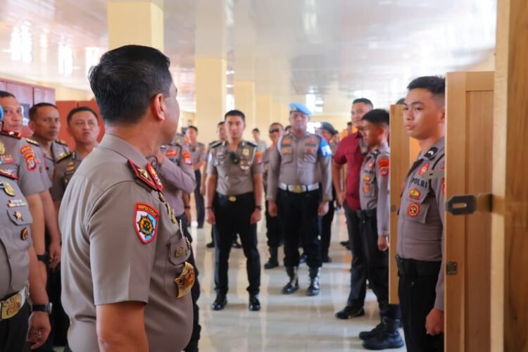 Kapolda Kaltara Sidak Barak Dalmas Ditsamapta, Tekankan Kebersihan dan Kedisiplinan Personel