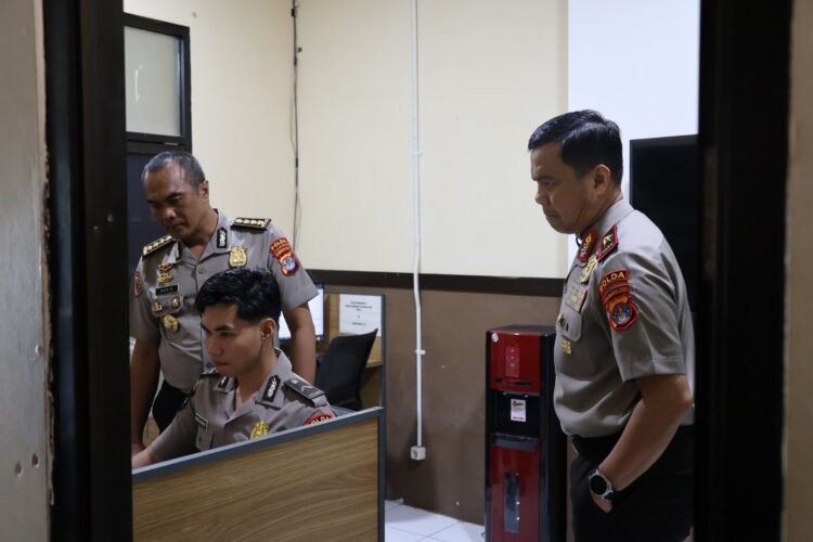 Kapolda Kaltara Cek Kesiapsiagaan Pelayanan dan Ruang Kerja Satker, Pastikan Respons Cepat kepada Masyarakat