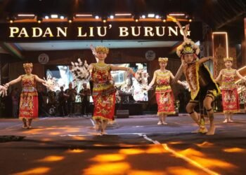 Lomba Tari Sampe’ di Irau Malinau, Lima Grup Tampilkan Seni Warisan Leluhur