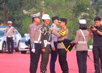 Kapolda Kaltara Pimpin Gelar Pasukan Operasi Patuh Kayan 2026, Wujudkan Lalu Lintas yang Tertib dan Berkeselamatan