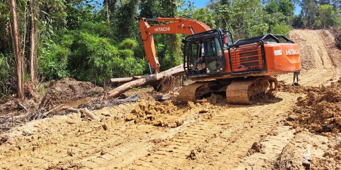 Progres Pembukaan Jalan TMMD Ke-130 Tarakan Capai 75 Persen, Pembuatan Parit Terus Dikebut