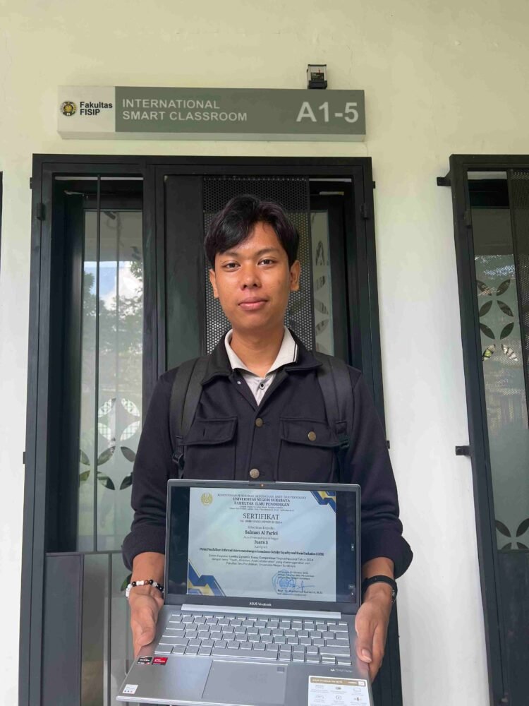 Ide Bermakna dan Konsistensi Antar Salman Raih Prestasi Esai Nasional